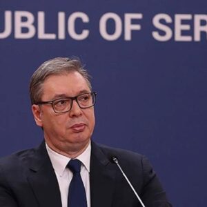 Vucic fenalaştı ABD programı iptal edildi